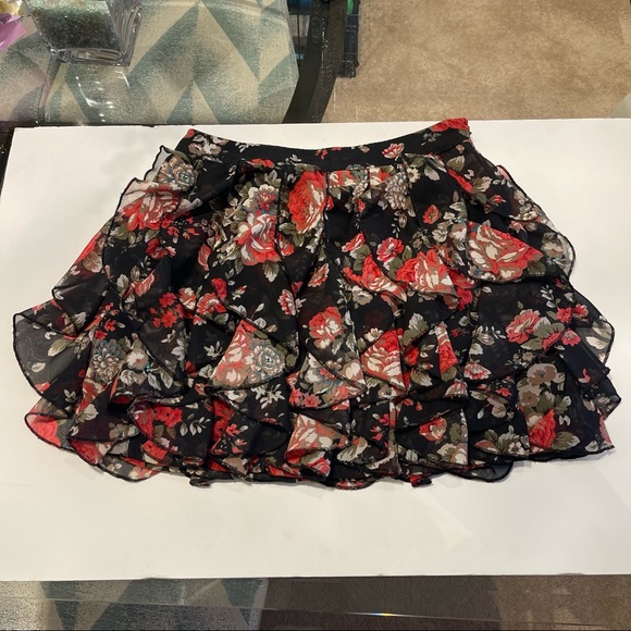 BEDO’ Ruffle Mini Skirt - Picture 6 of 6